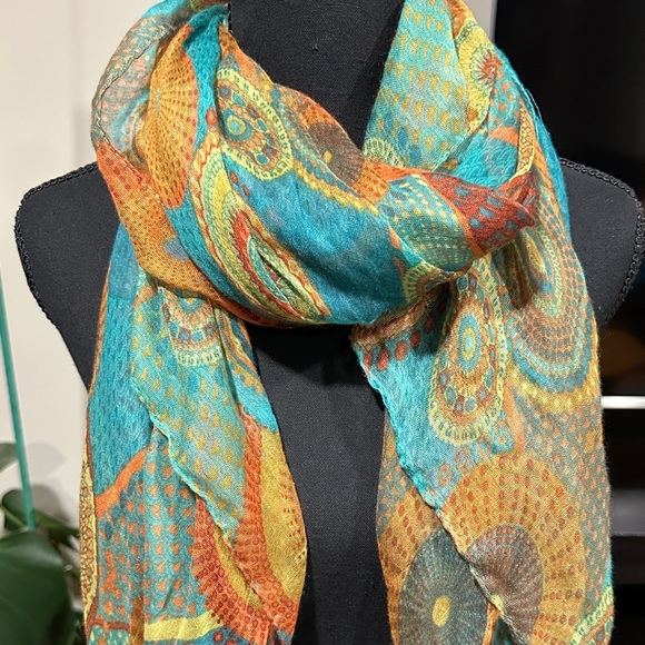 *CARINA* Colorful Multicolor Patterned Scarf - Picture 2 of 3